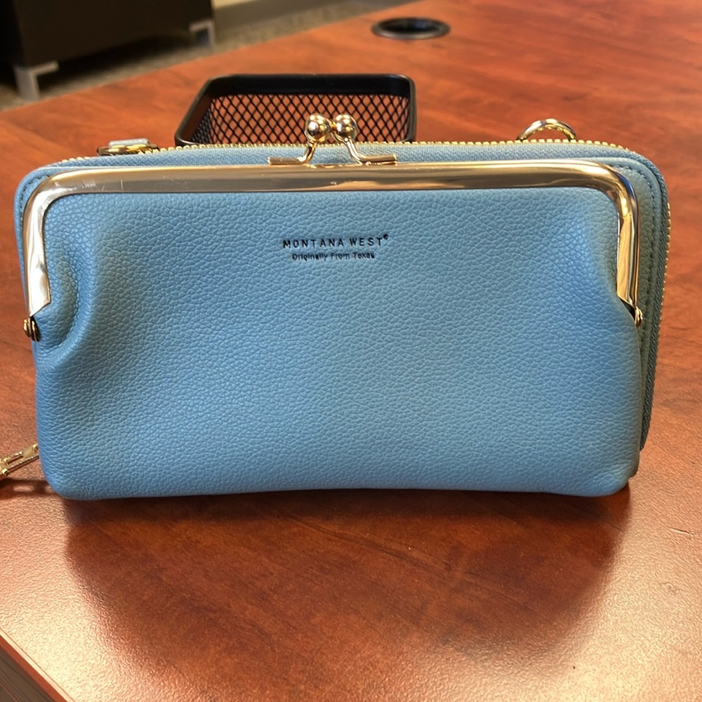 Montana West Light Blue Leather Wallet with Kiss Lock